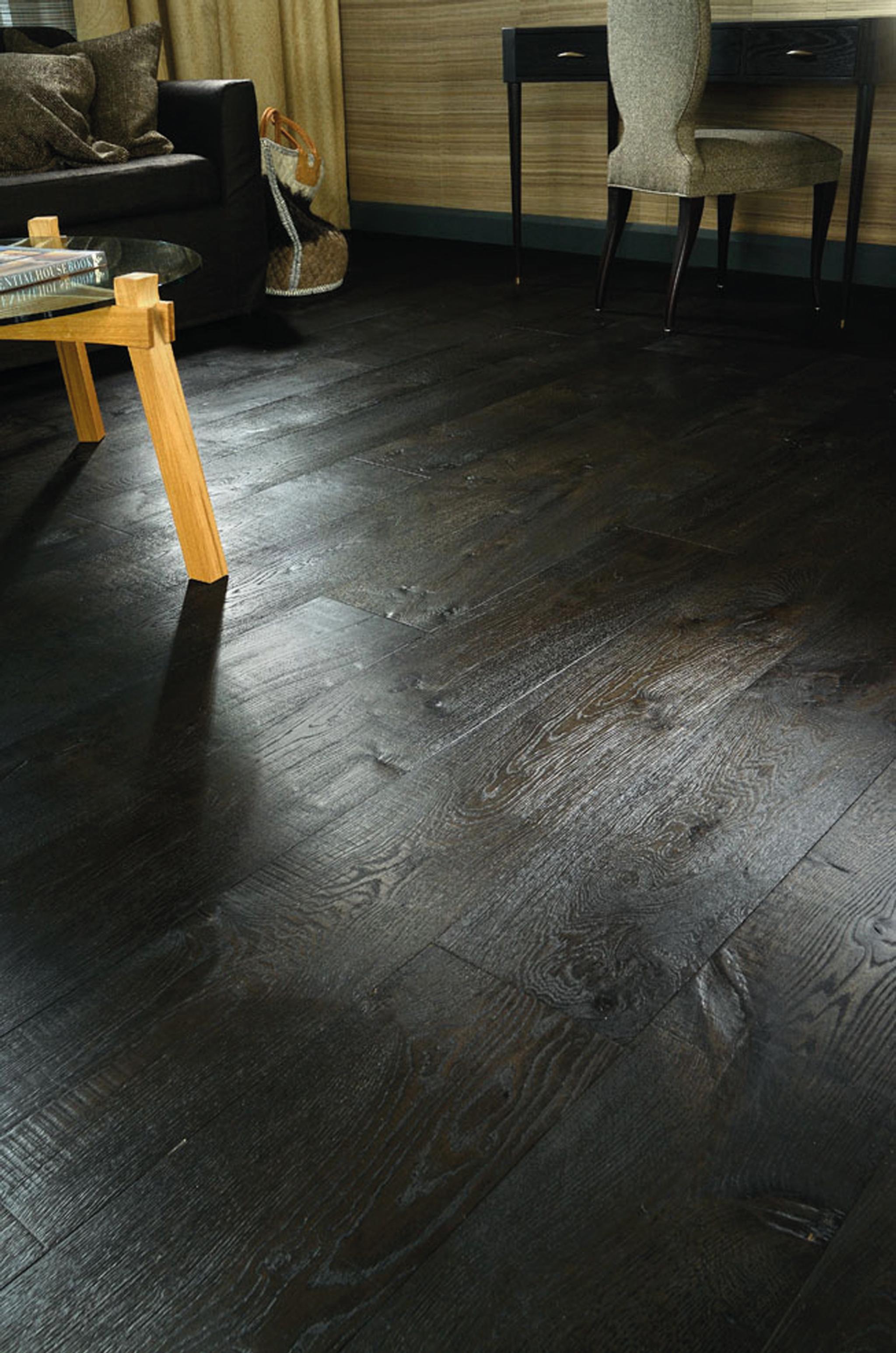 Assier_ExtraWidePlankPlank_PDQ005_Roomset