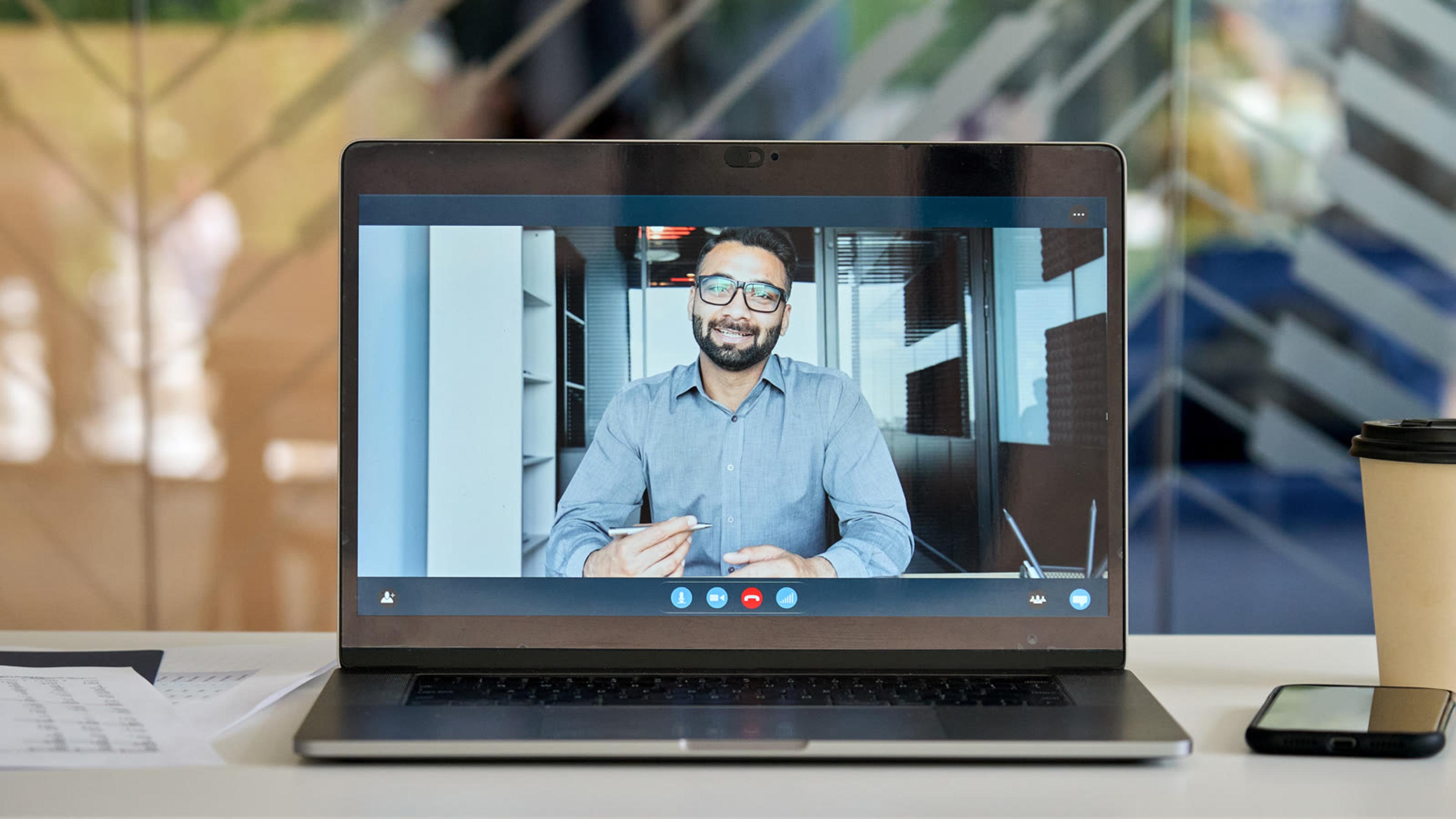 Microsoft Teams Phone System vs Cloud PBX: Which Users Need Each?