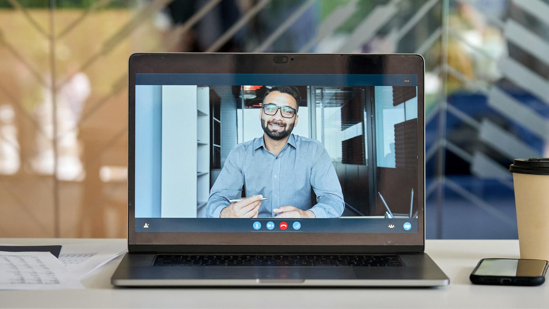 Microsoft Teams Phone System vs Cloud PBX: Which Users Need Each?