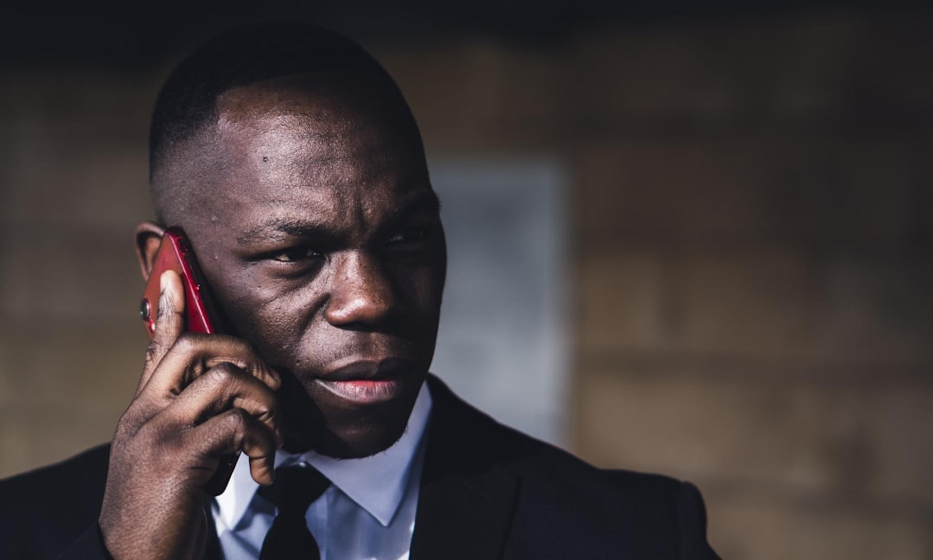 Why Asterisk and FreeSWITCH Can't Deliver Calls to Sleeping Phones — And the Three Ways to Fix It