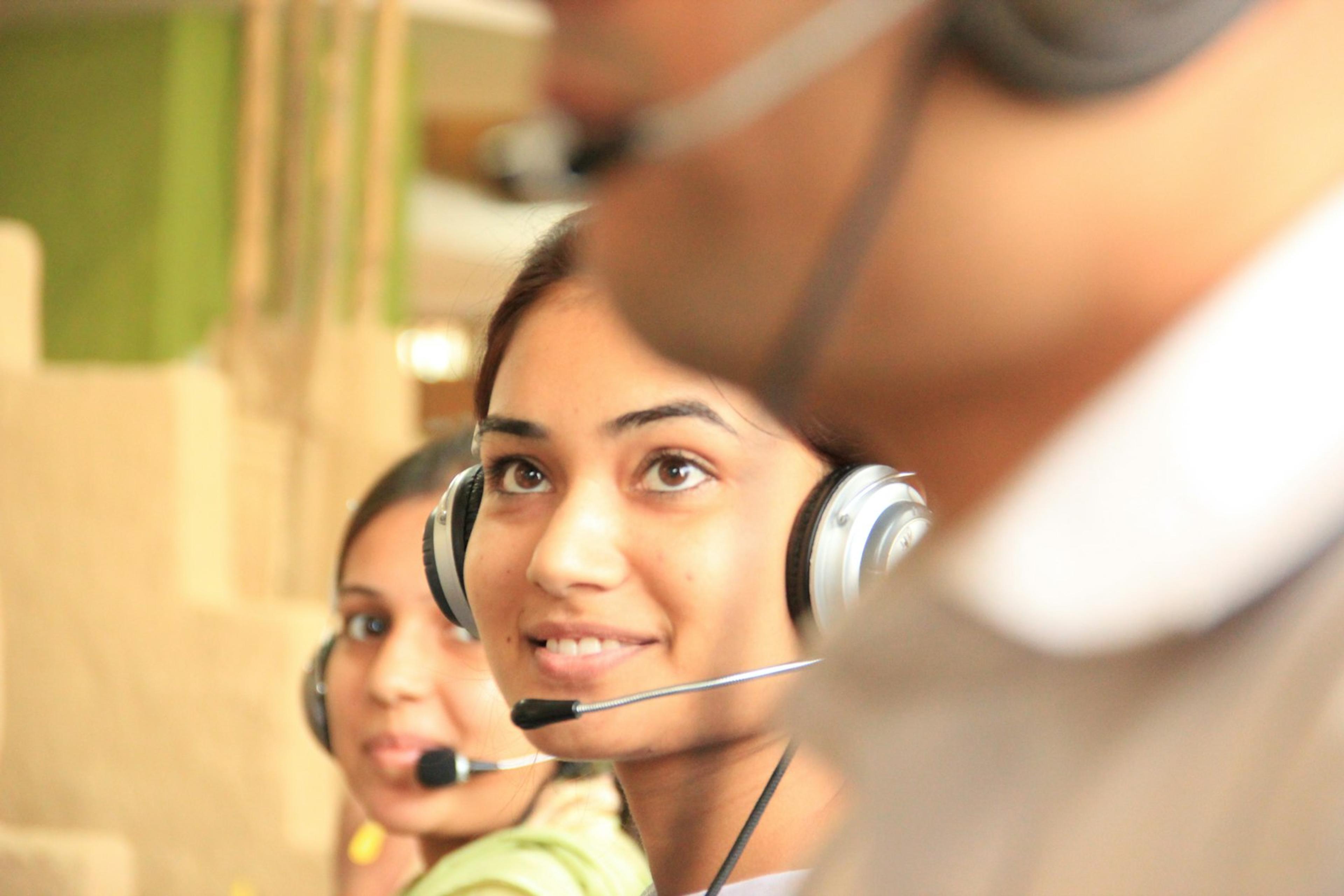 Business Phone Etiquette: A Practical Standard for Small Teams