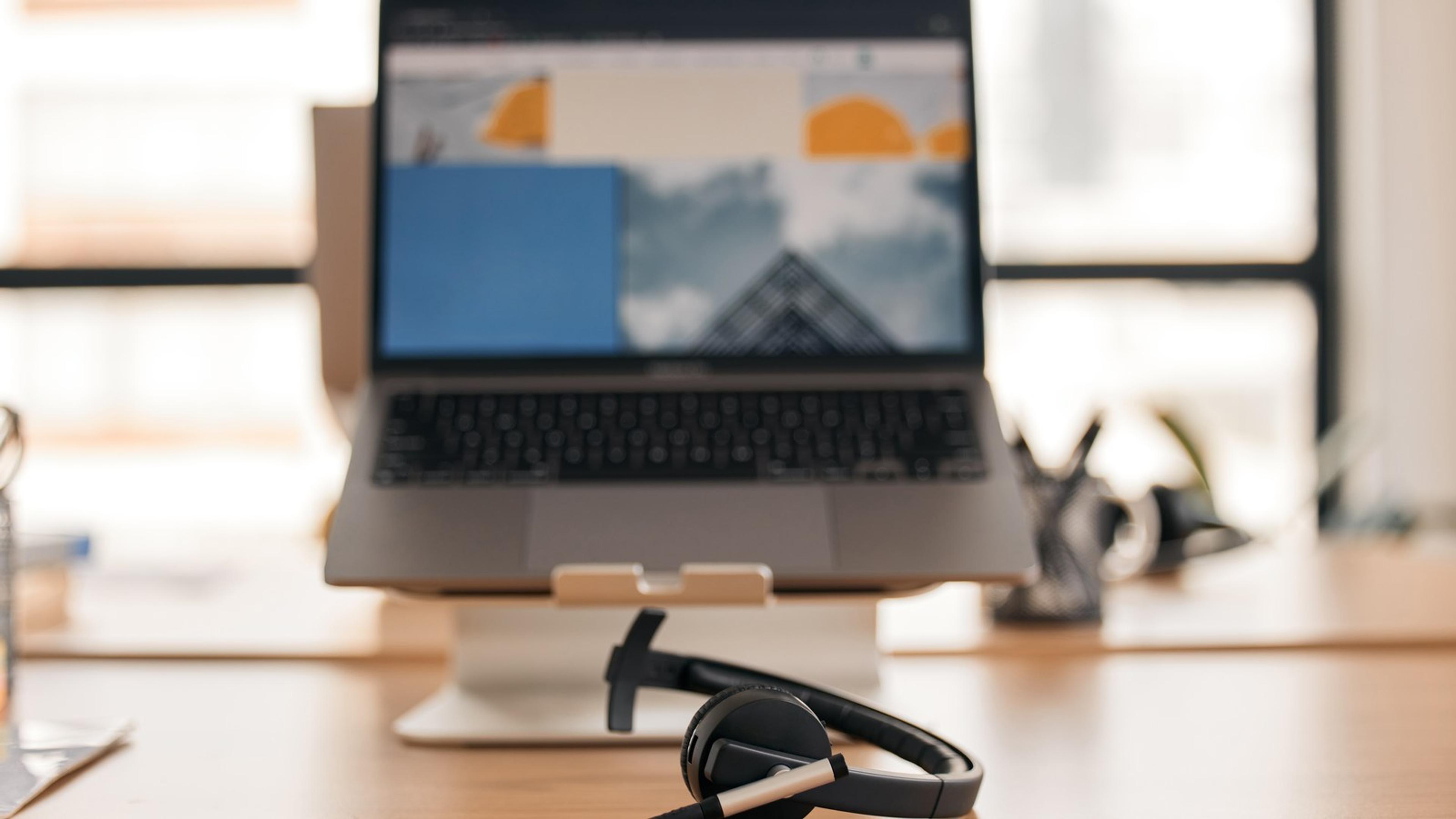 Best Softphone Apps for Small Business in 2026