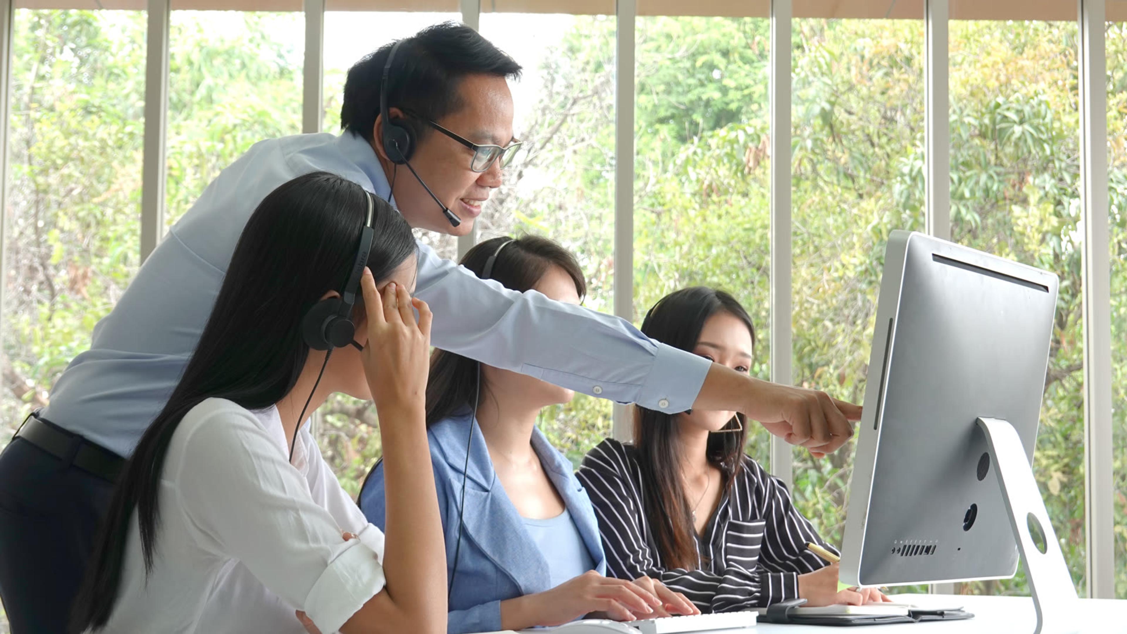 Call Monitoring, Whisper and Barge: A Team Lead's Playbook