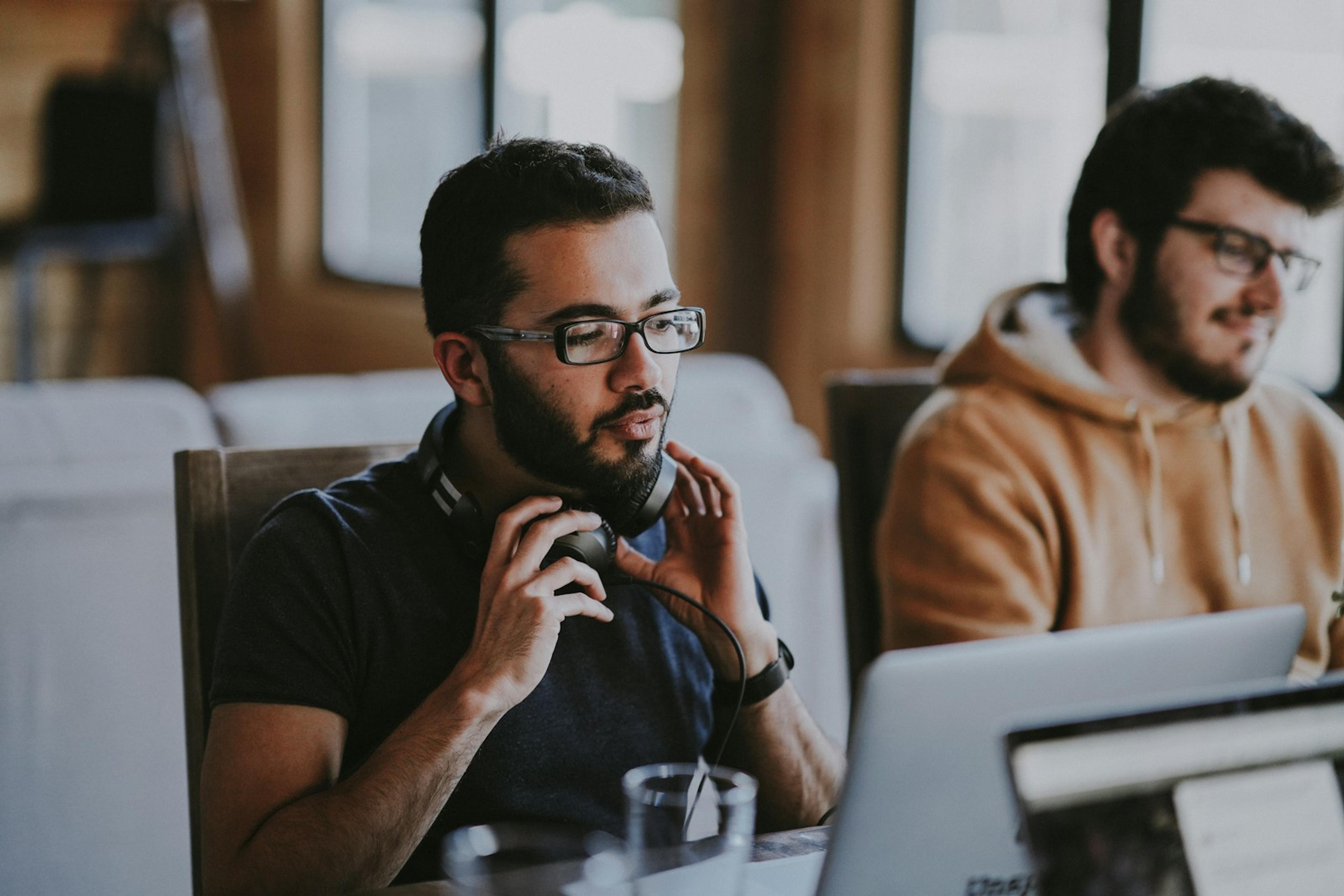 SIP Trunking vs Cloud PBX: Keep or Replace Your PBX?