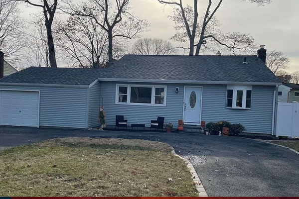 82 Terry Road Sayville 11782