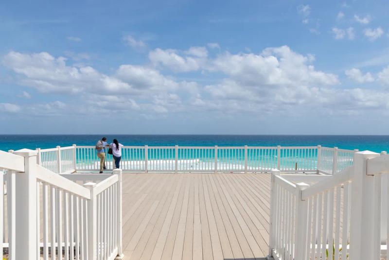 Playa Delfines, Cancún