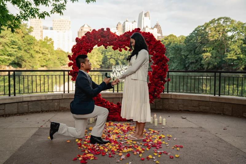 Rose Heart Proposal Over Lake Clara Meer – surprise proposal at Piedmont Park, Atlanta