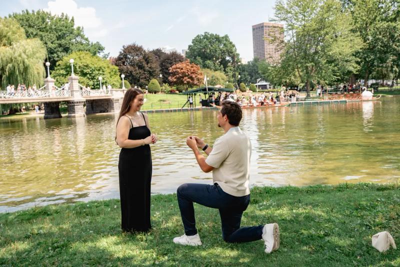 Lakeside Proposal at Boston Public Garden – surprise proposal at Boston Public Garden, Boston