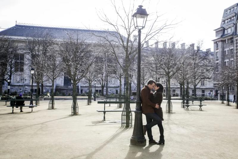 Paris Proposal Photography| James and Andi – surprise proposal at Île de la Cité, Paris