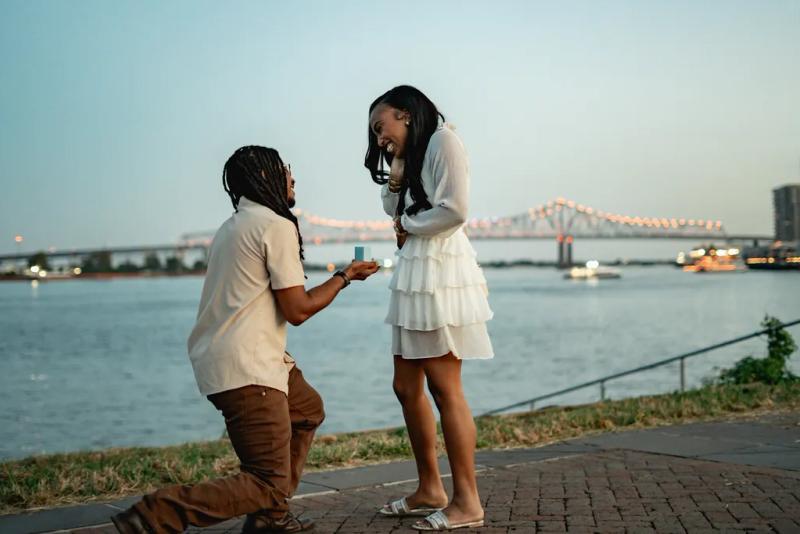 Sunset Proposal on the Mississippi Riverfront – surprise proposal at French Quarter Riverfront, New Orleans