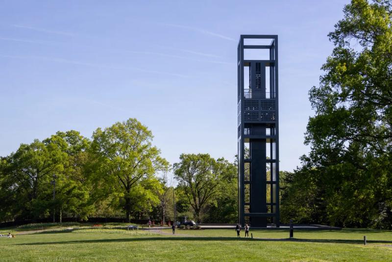 Netherlands Carillon & Iwo Jima Memorial, Arlington