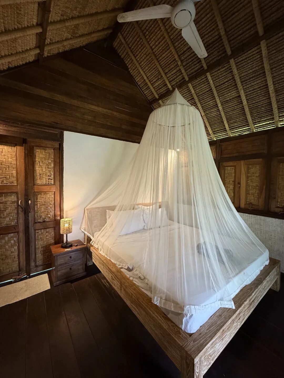 Flower Bud Bungalow 20