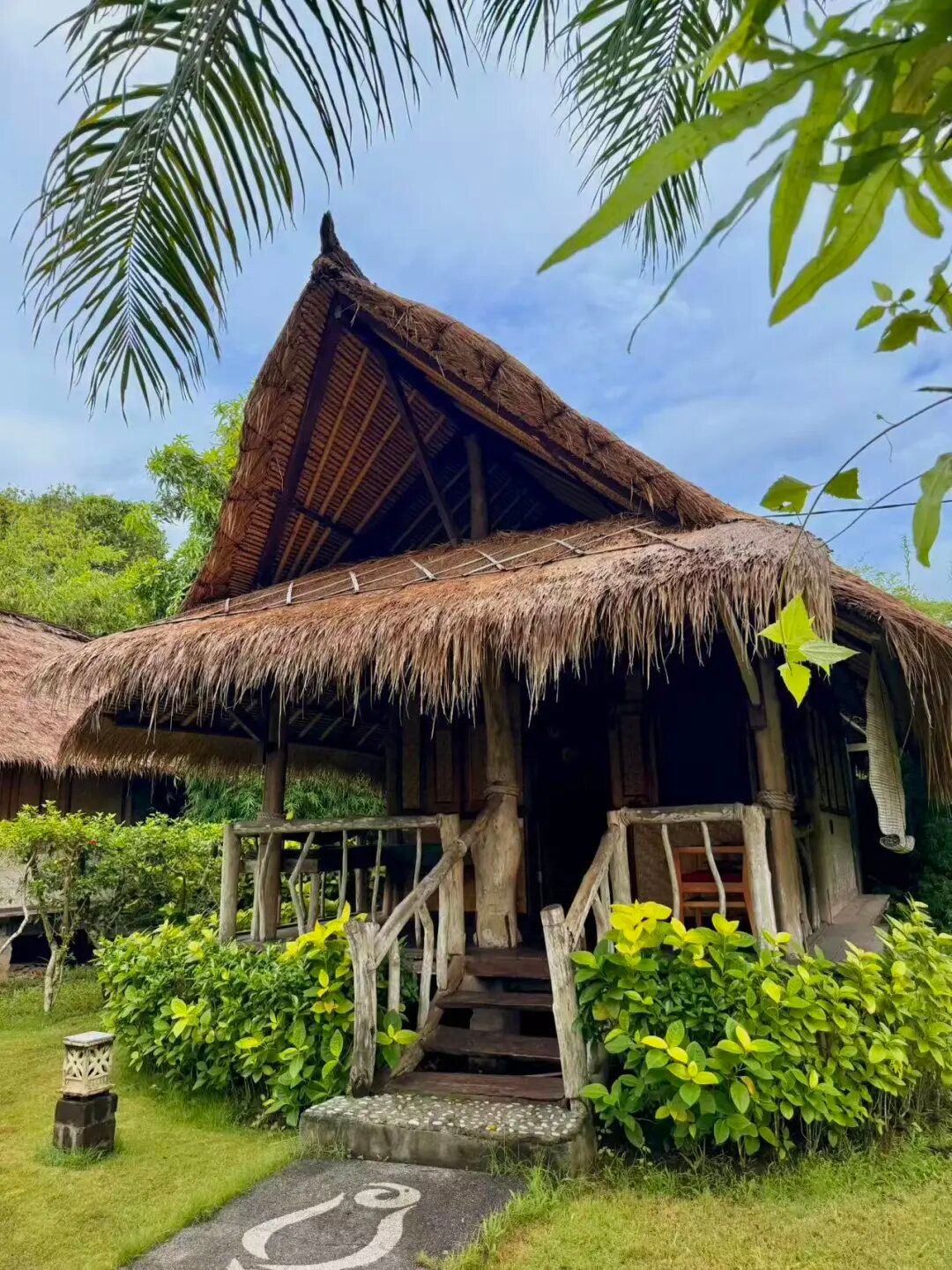 Flower Bud Bungalow 14