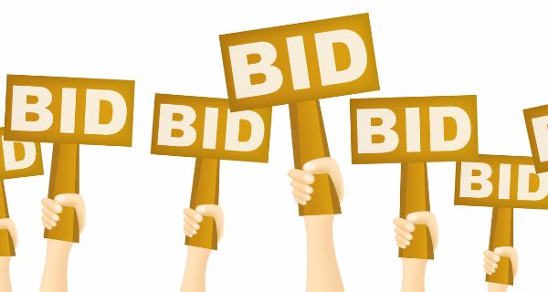 Types of Auction Fundraisers: Silent, Live, Online