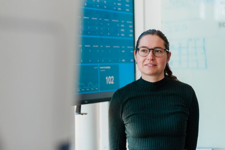 Bilde av Julia Wagner, bærekraftstrainee og kundeanalytiker hos Ishavskraft