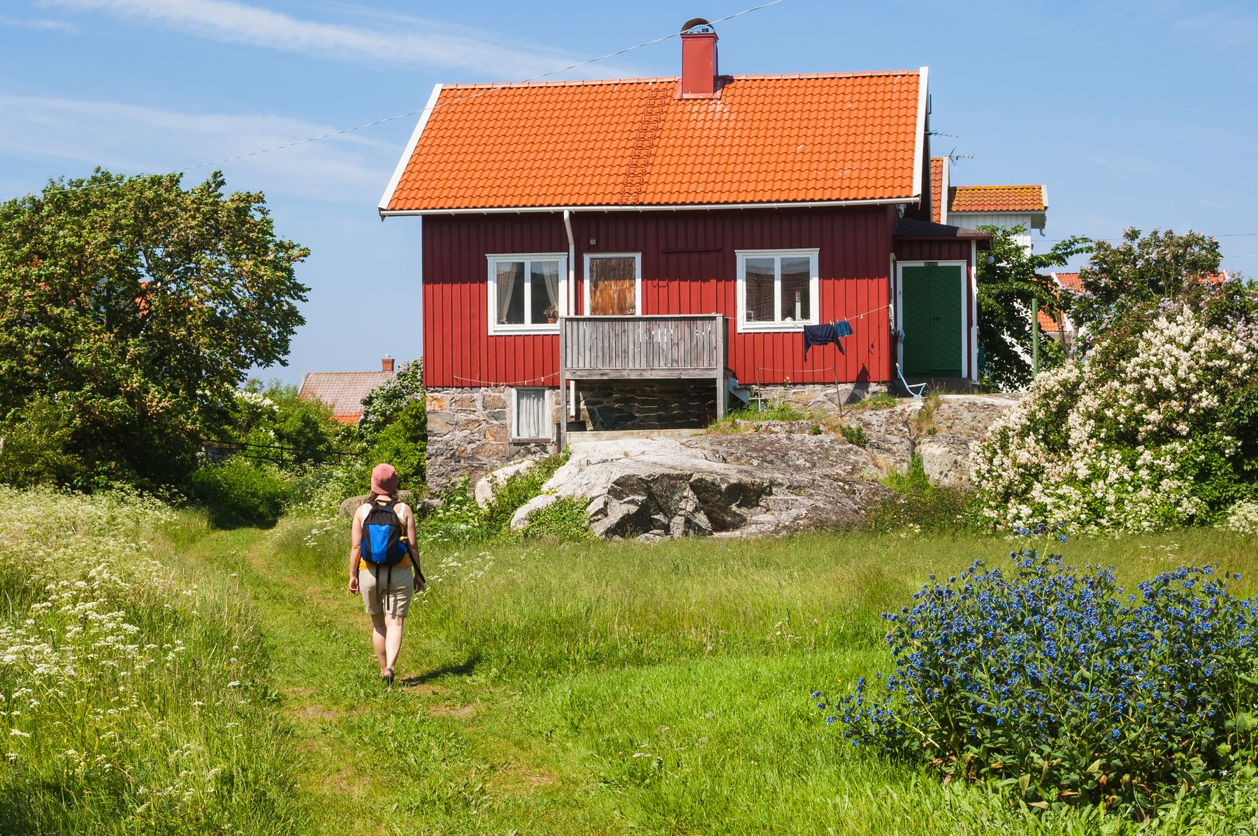 Sommer, sol og hyttekos – men strømforbruket tar ikke helt ferie. Husk å justere forbruket når hytta står tom.