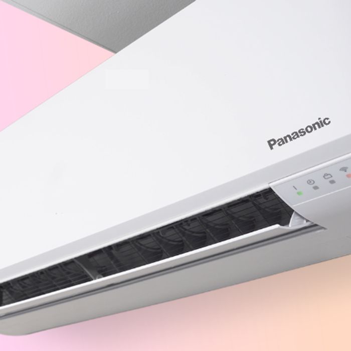 En samling av produktene du kan kjøpe i nettbutikken, fujitsu varmepumpe, høiax smart varmtvannsbereder, sikringsskap