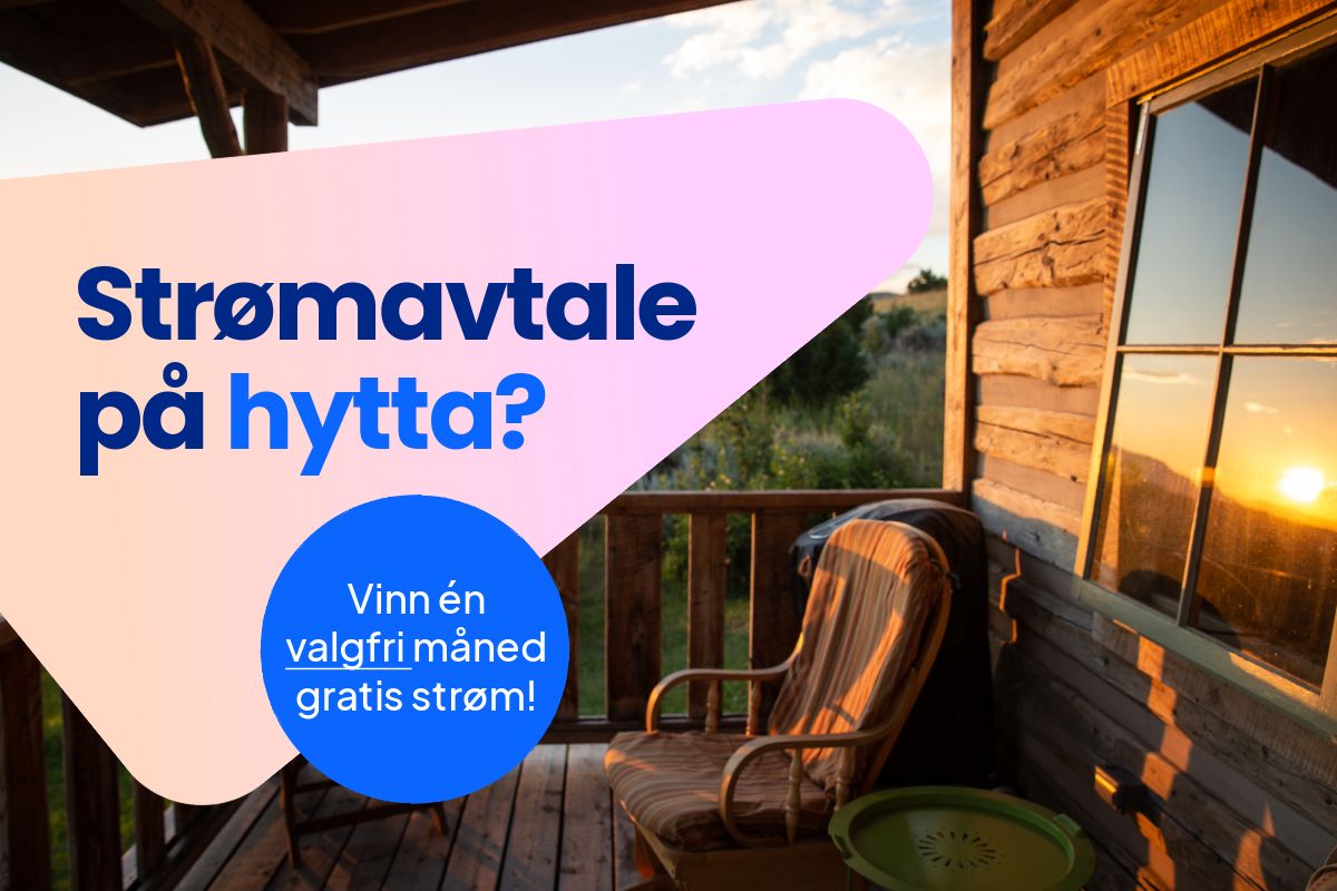 Hyttevegg og veranda i solnedgang, med grafikk som informerer om strømavtale på hytta og mulighet til å vinne én valgfri måned gratis strøm.