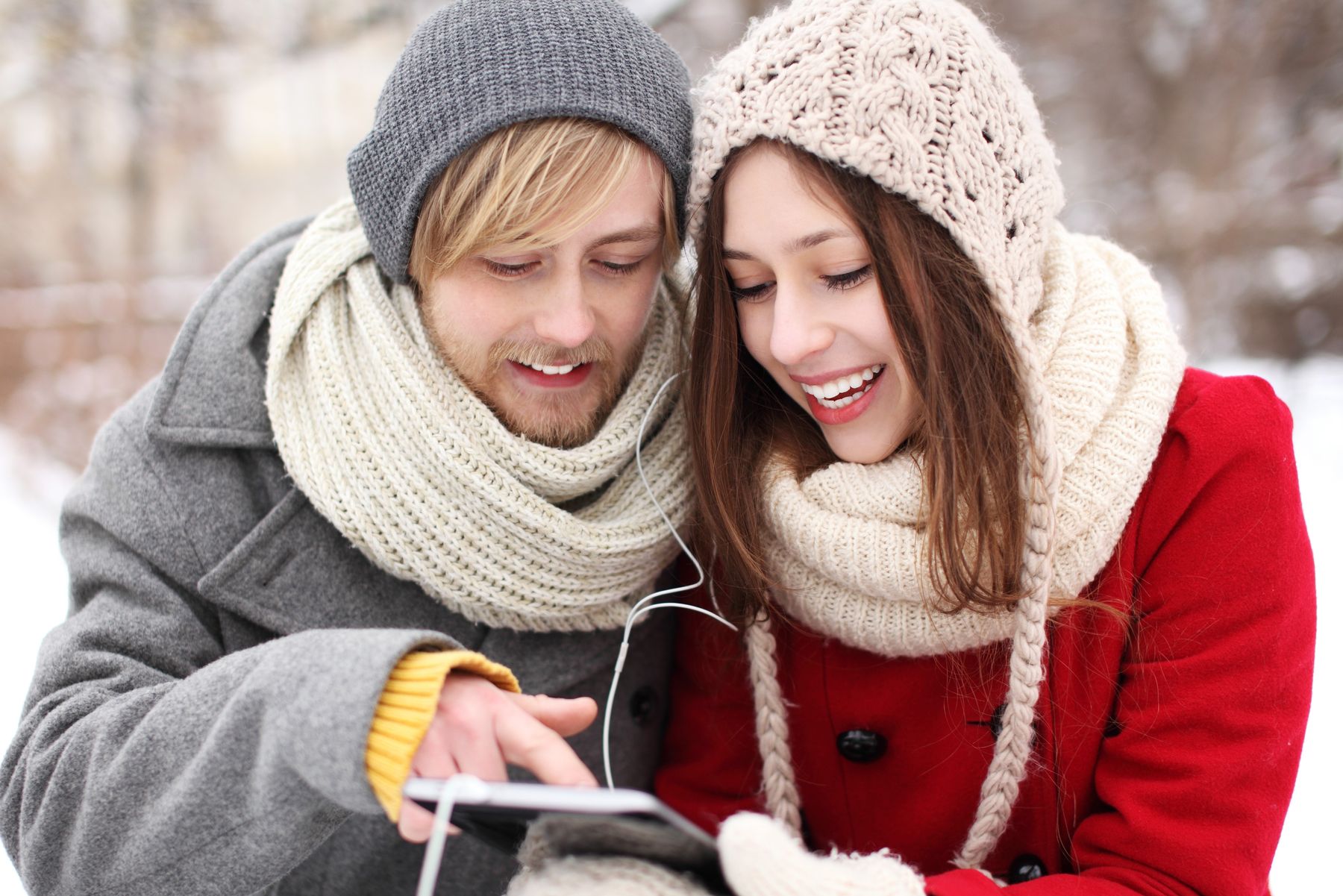 Et par med et nettbrett