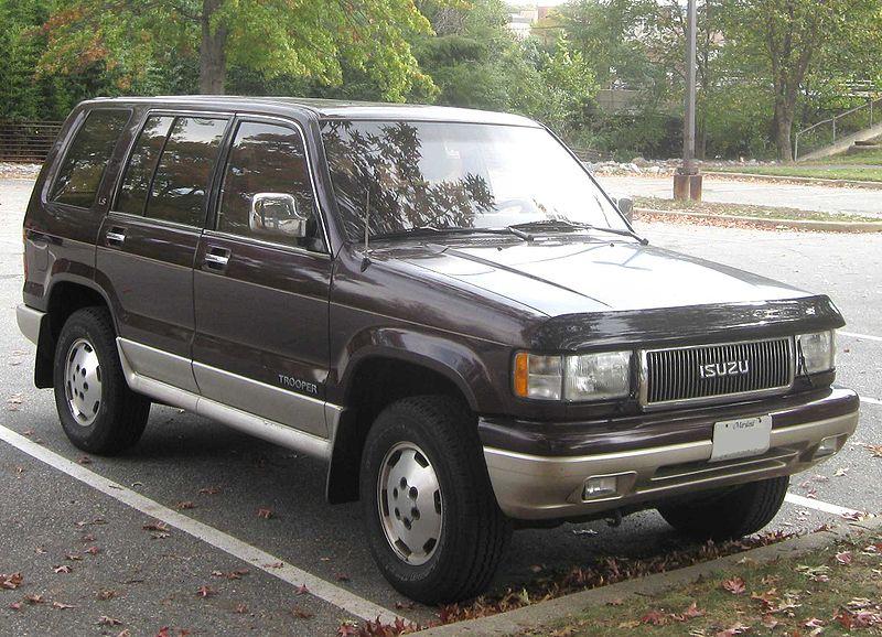 parked isuzu tropper