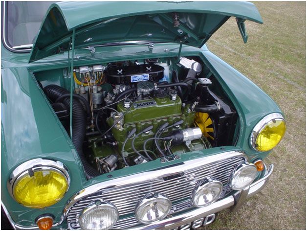 Transversely mounted engine in a MINI