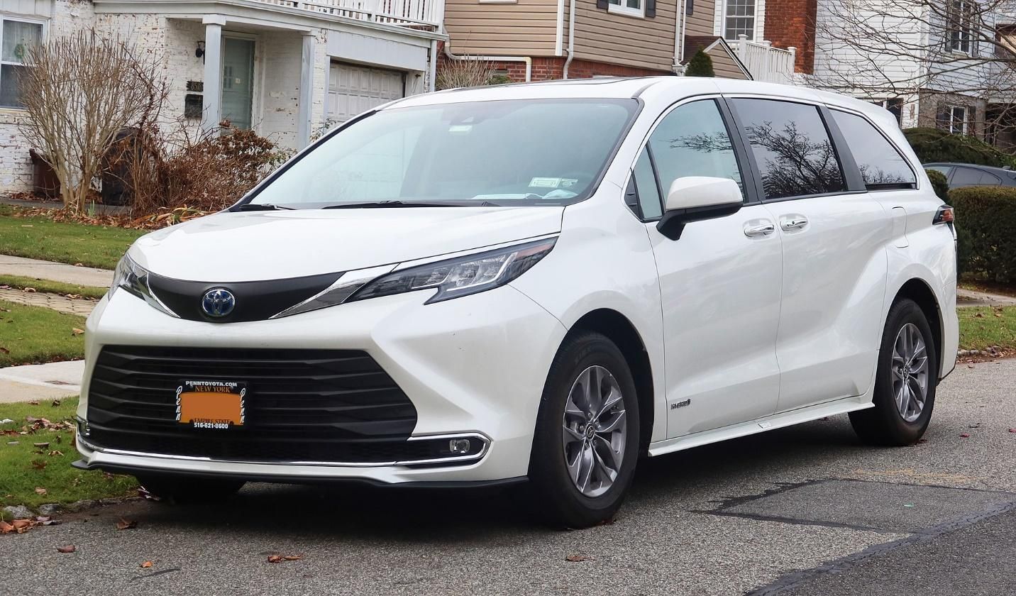 2023 Toyota Sienna