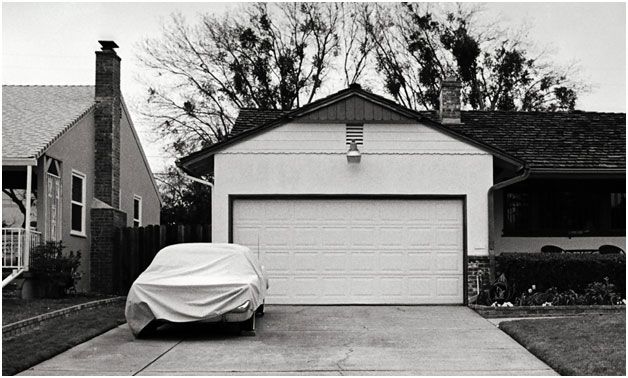 3 Reasons to Use an Indoor Car Cover on Your Garaged Car