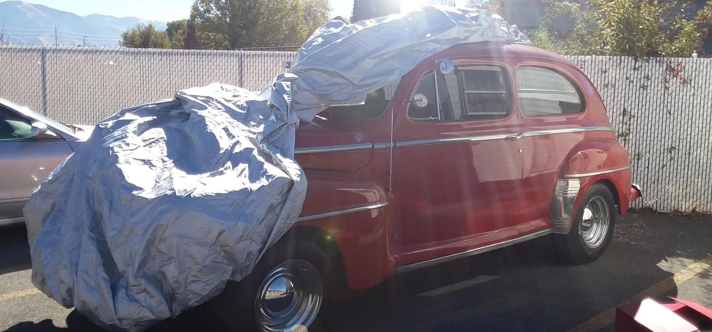 1947 Ford Sedan in Extreme Sun