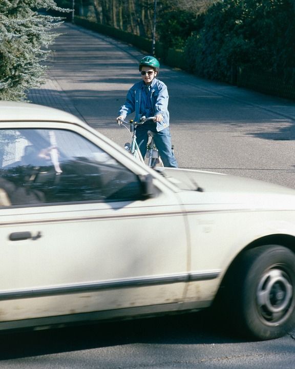 Essential Rules of the Road Every Driver & Cyclist Should Know