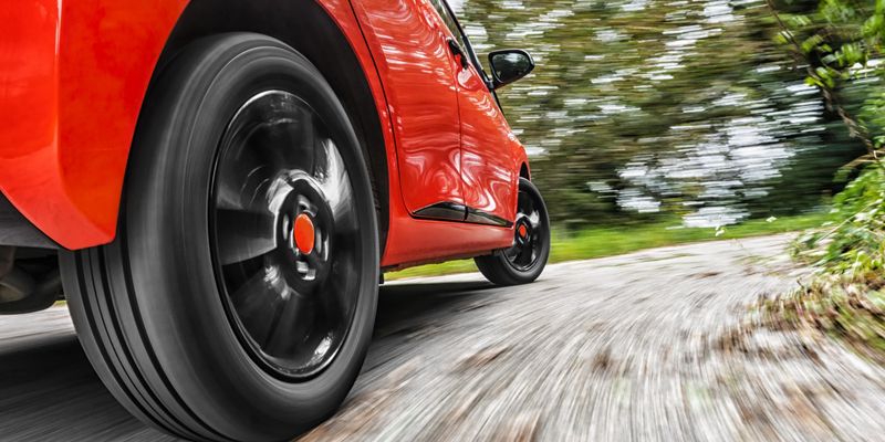 car-driving-curve