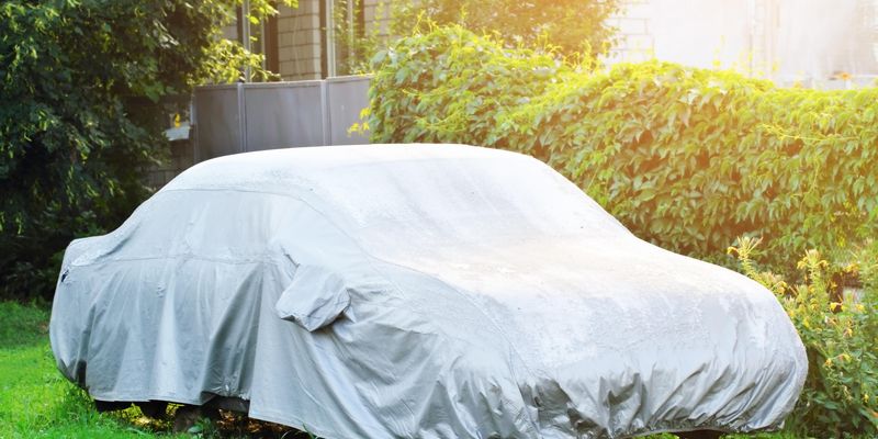 parked-car-protective-cover-wet-weather