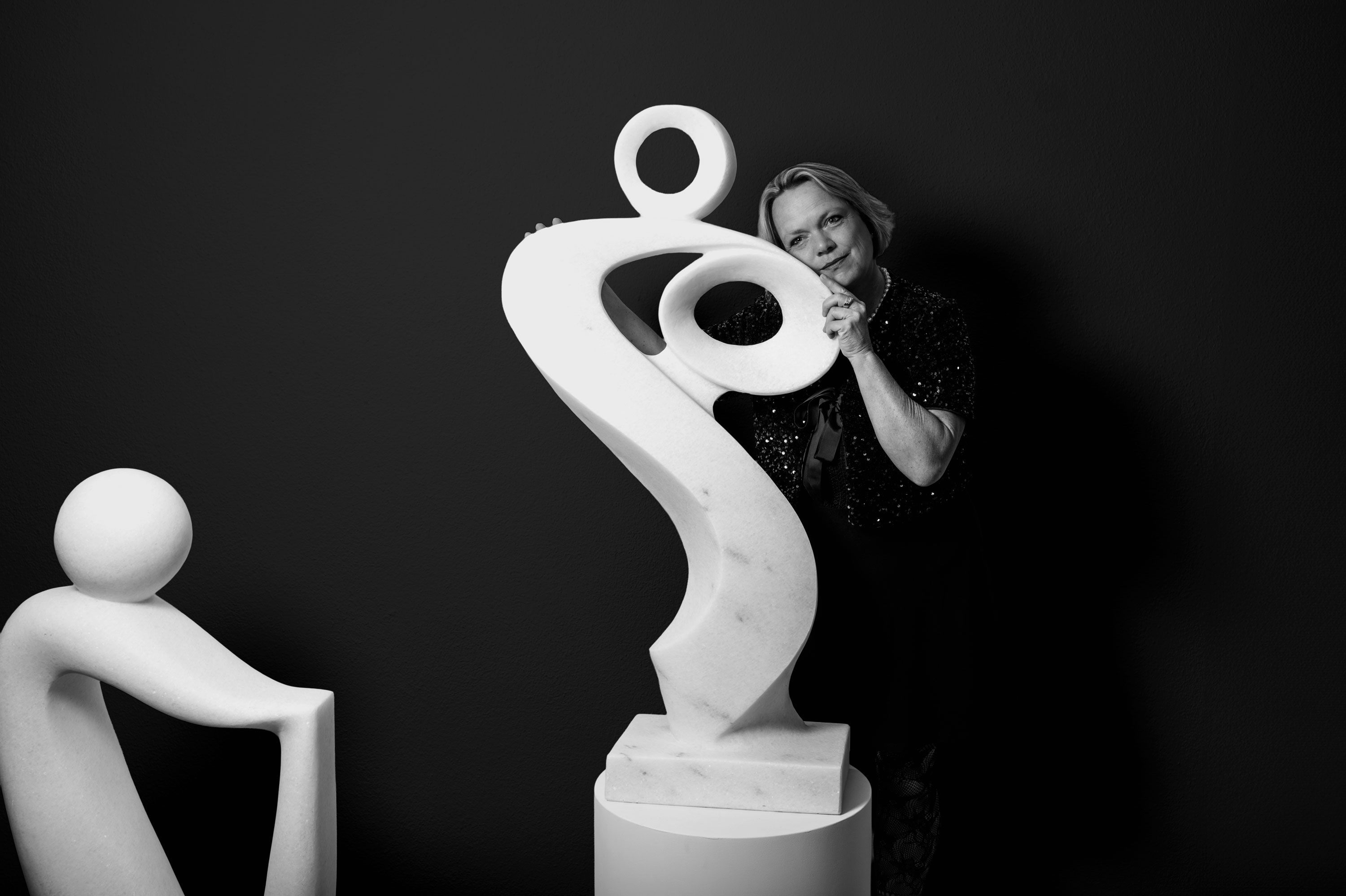 Der Tanz des Lebens entdecken in den Figuren von Evelyne Brader-Frank