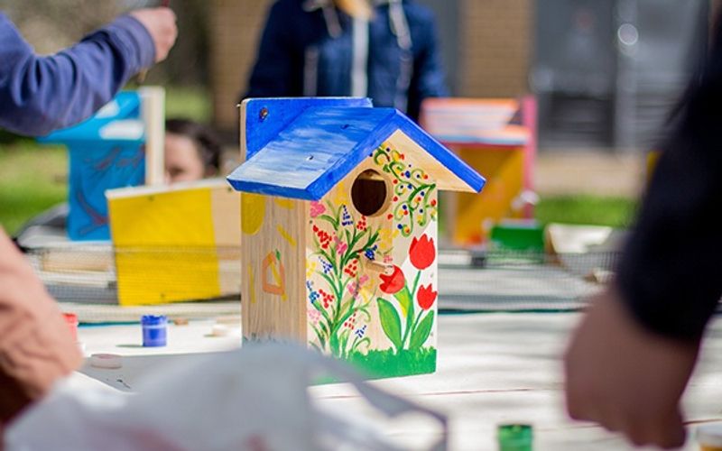 sell birdhouse crafts