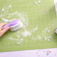 Cleaning a Cricut mat