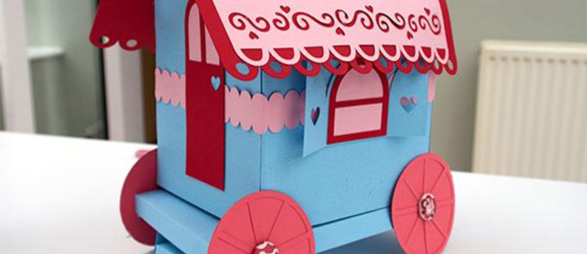 Valentines Craft Wagon with Cricut