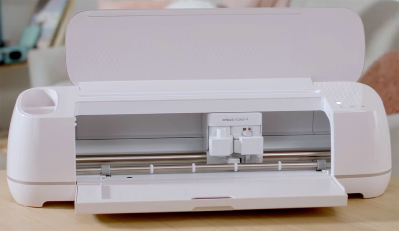 Front of the Cricut Maker 4