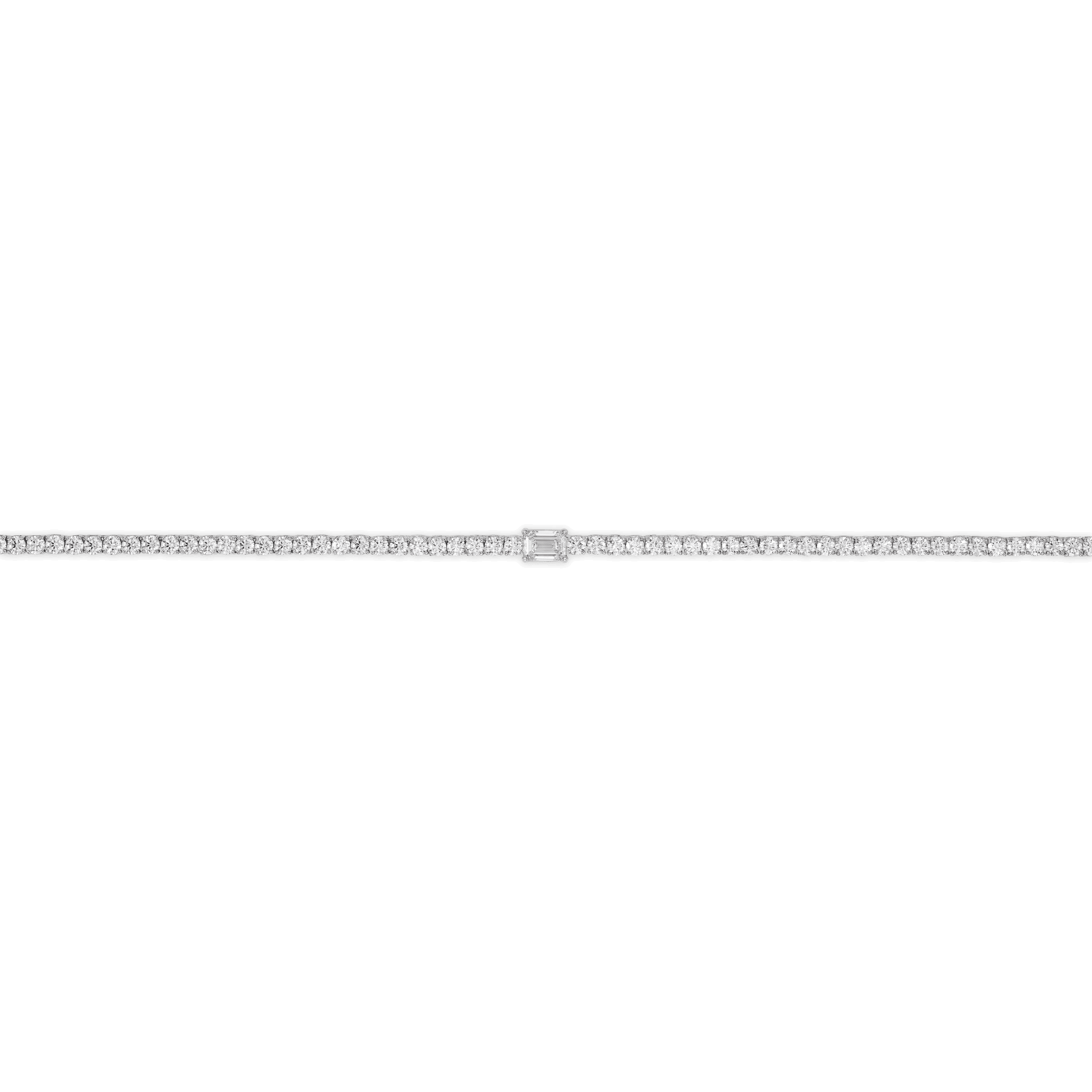 Overview of emerald tennis necklace