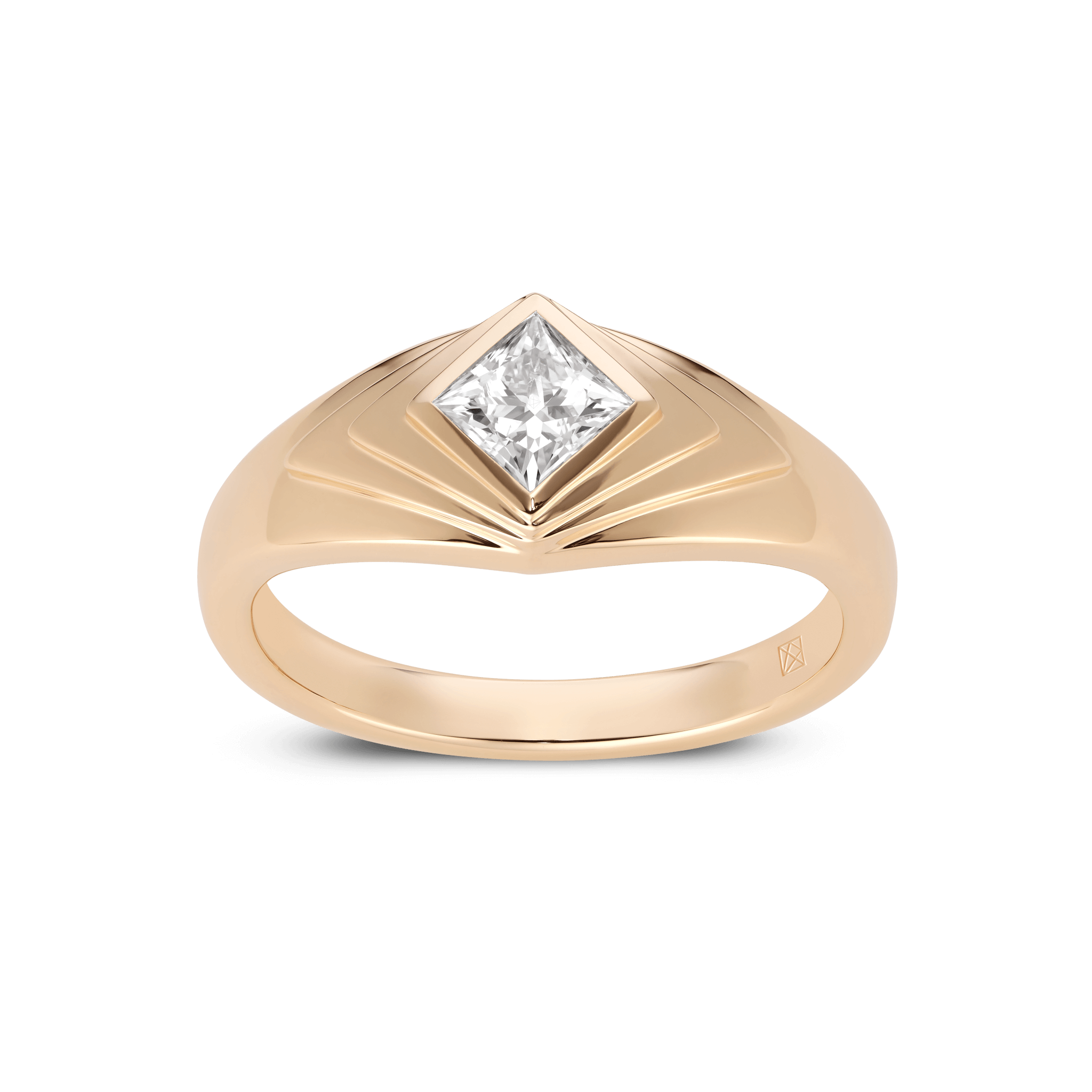 Front, angled view of the yellow gold recollection ring