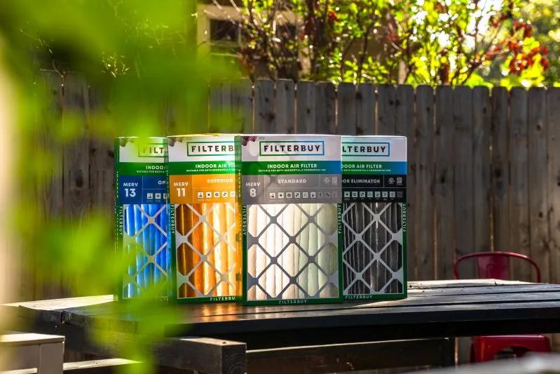 Quel filtre FPR ou MERV devrais‑je utiliser ? — Image des filtres MERV de Filterbuy comme meilleure option pour une meilleure qualité d’air intérieur et une protection contre les allergies.