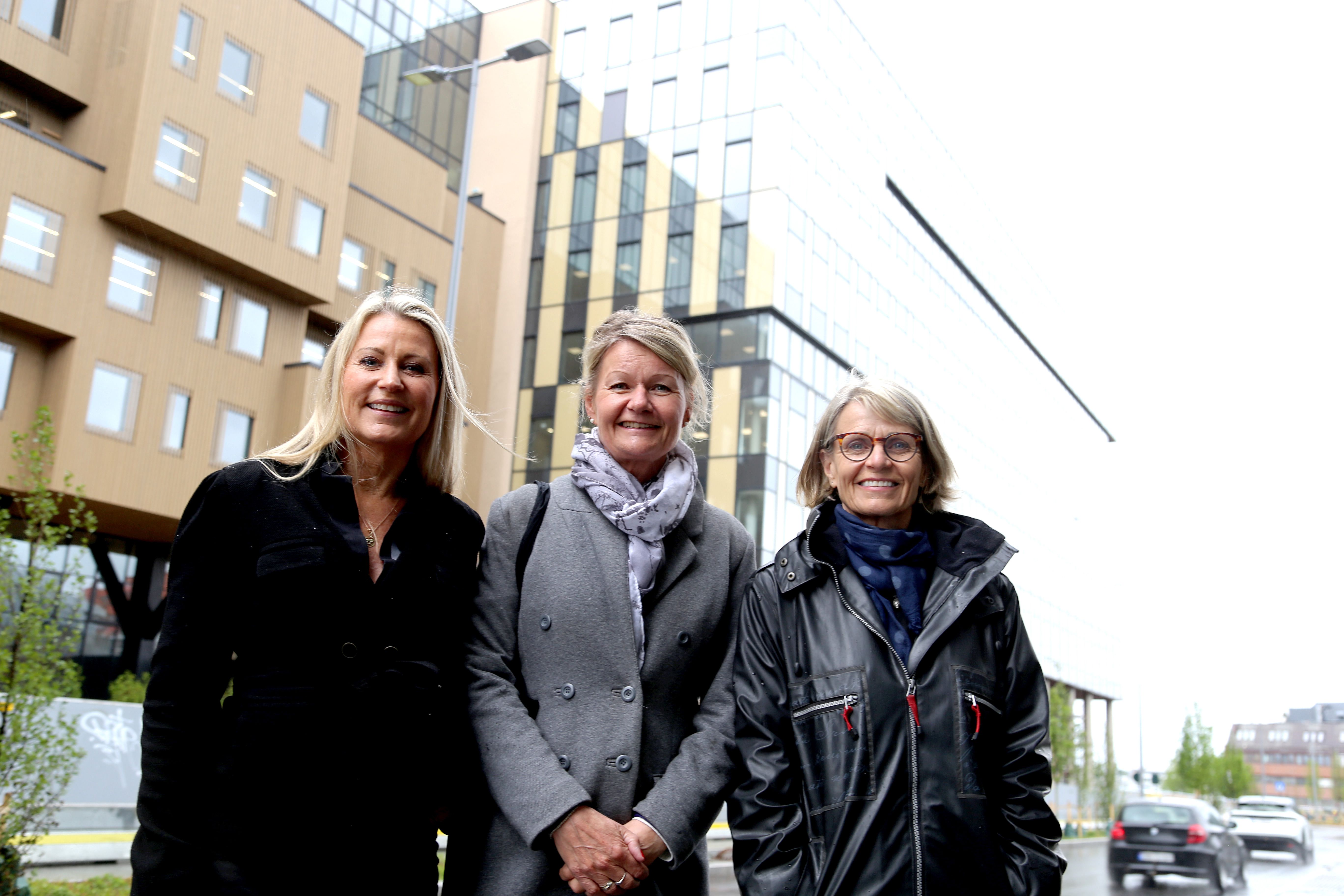Tre personer, Kirsti Andresen, Anne K. Eggen Lervik og Elin Schjenken Halvorsen