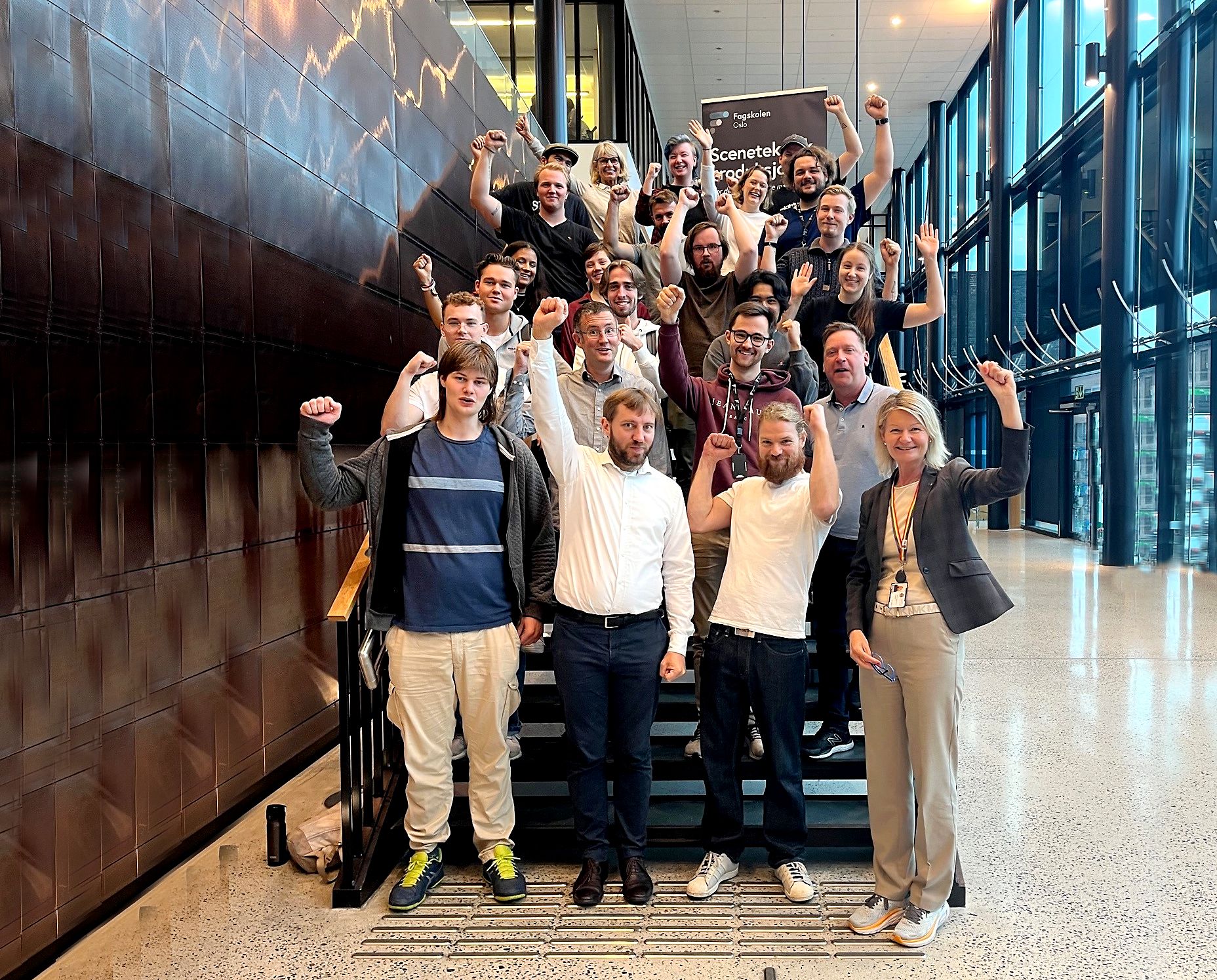 Studenter sceneteknikk 2023