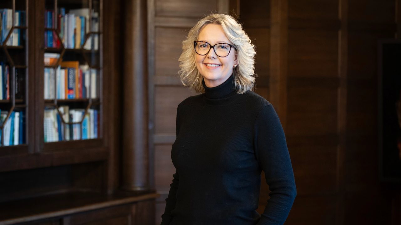 På åtte år har Norge hatt sju statsråder for forskning og høyere utdanning. Eileen Fugelsnes er den siste i rekken.