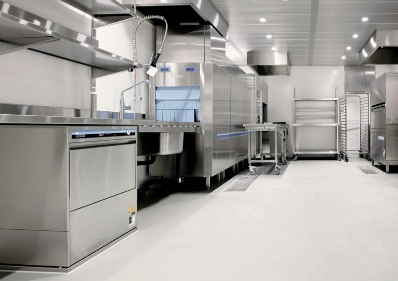 ¿Por qué el acero inoxidable es el rey de las cocinas profesionales?