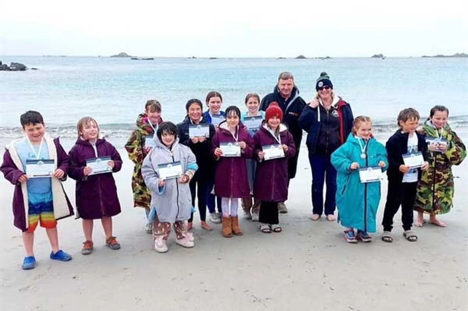 Vega Technology sponsors Guernsey Swim all Seasons Junior Winter Swimmers