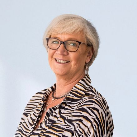 Mandy Collings