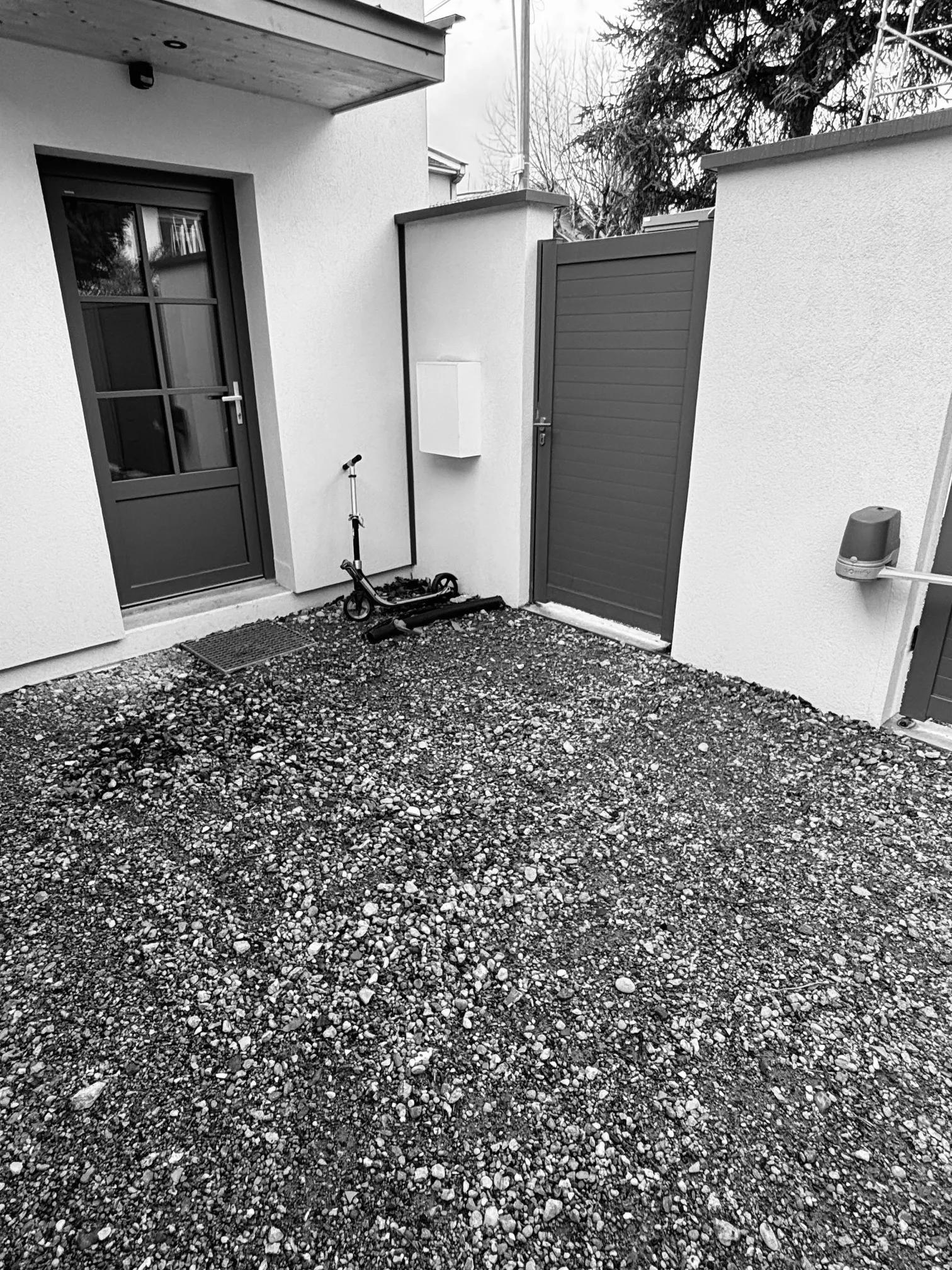 Avant — entrée Lyon 3 (2)