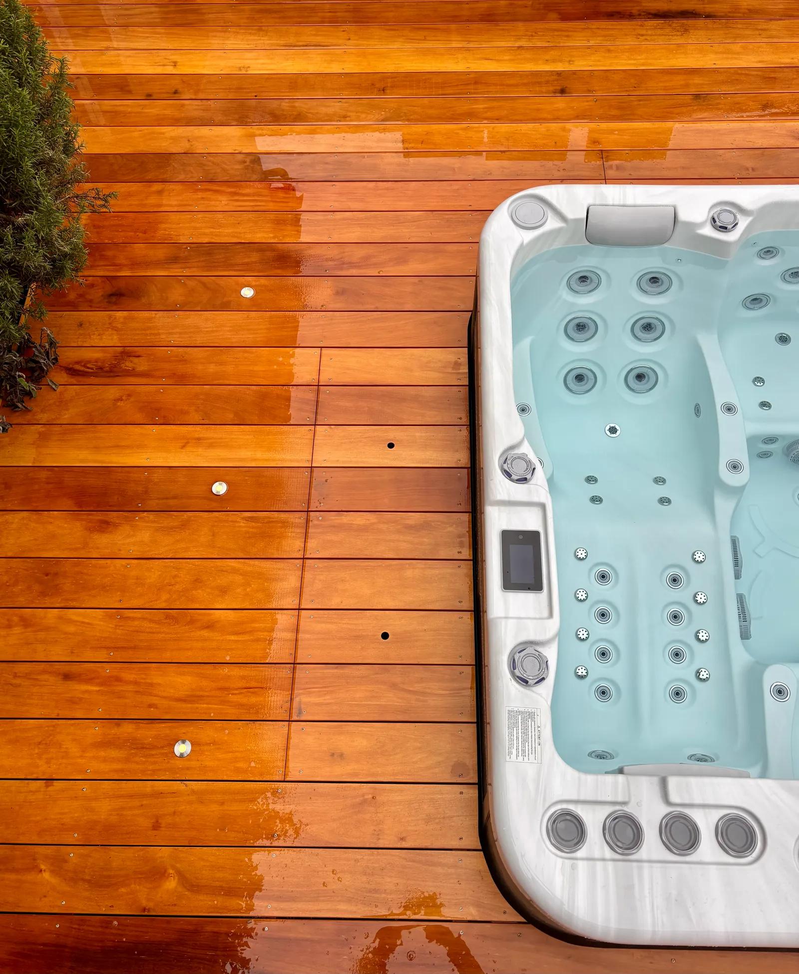 Après — terrasse jacuzzi St Cyr (3)