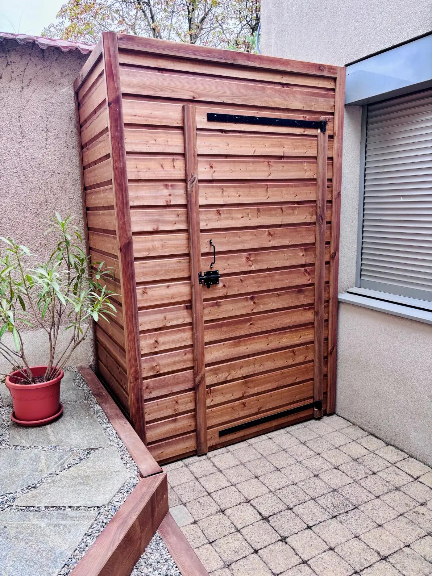 Après — cabanon Lyon 3