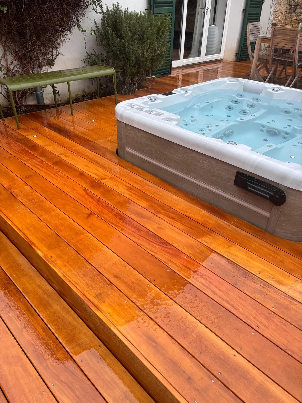 Après — terrasse jacuzzi St Cyr (2)