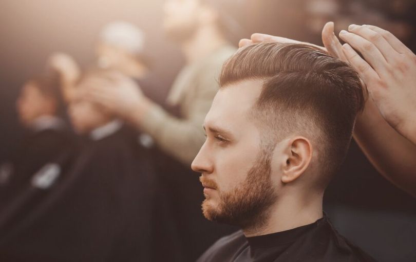 14 Estilos de Corte de Cabello Populares para Hombres